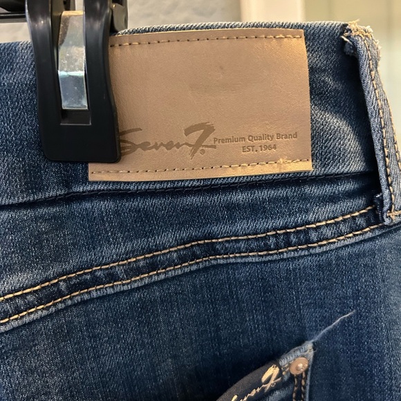 Seven7 Tummyless High Rise Skinny Medium Wash Jeans Size 16 Stretchy - Picture 3 of 5